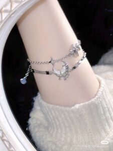 vòng tay bạc đính đá tự nhiên
